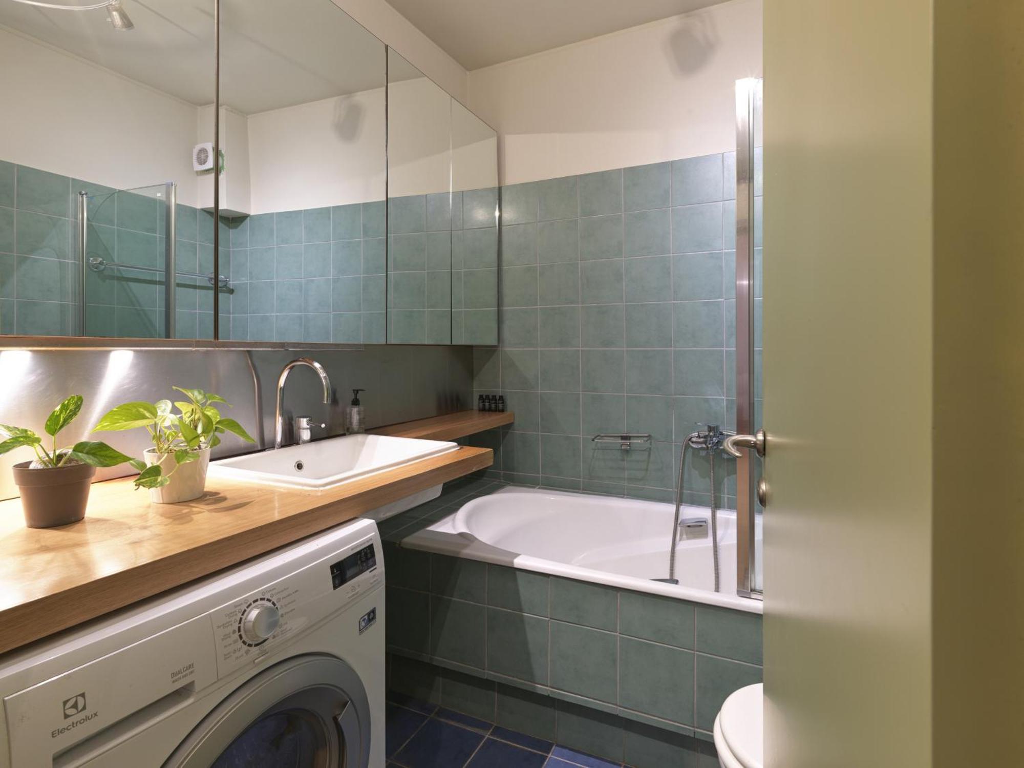 Koukaki Garden Escape Child Friendly Apartment Athens Ngoại thất bức ảnh